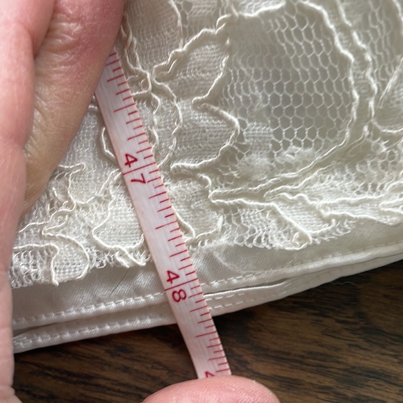 MORI LEE BY MADELINE GARDNER LACE WEDDING DRESS - Picture 10 of 11